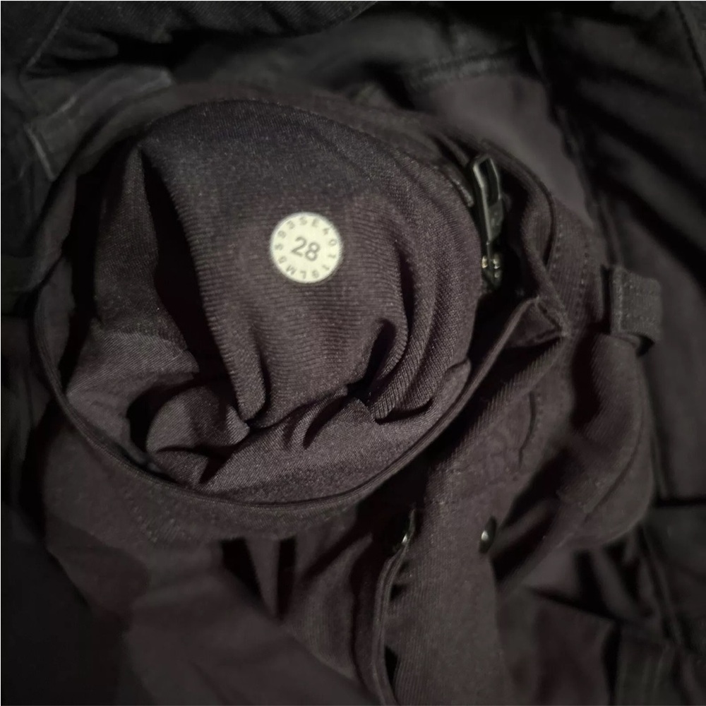 Lululemon Commission Pants WovenAir ABC Commuter Reflective Cuffs Womens Size 28 - Picture 7 of 8